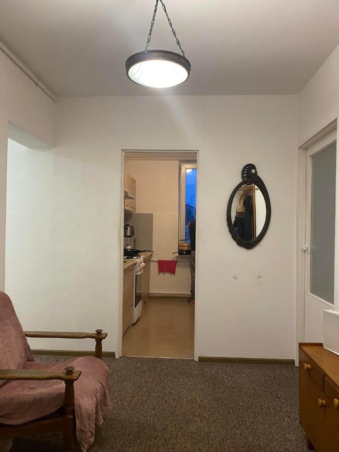 Comfortable 3 Bedroom Rental Unit With A Cozy Balcony In Center Warsawa Bagian luar foto